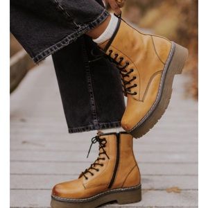 Roolee Elvis boots : NEW - sold out online